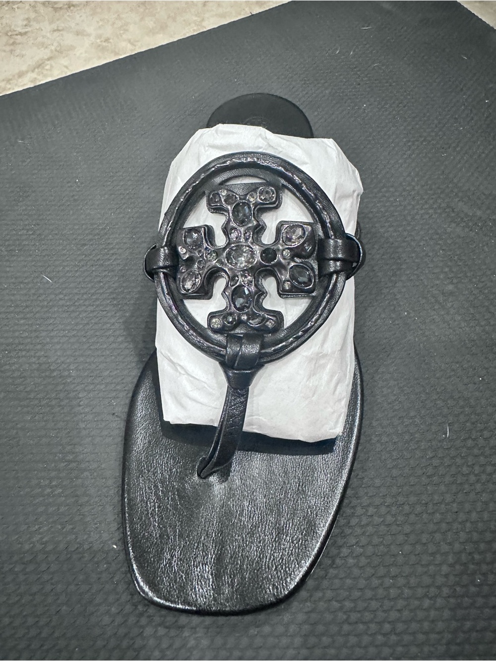 TORY BURCH Jeweled Miller Black Leather Thong Sandal Size 8 LEFT SANDAL ONLY